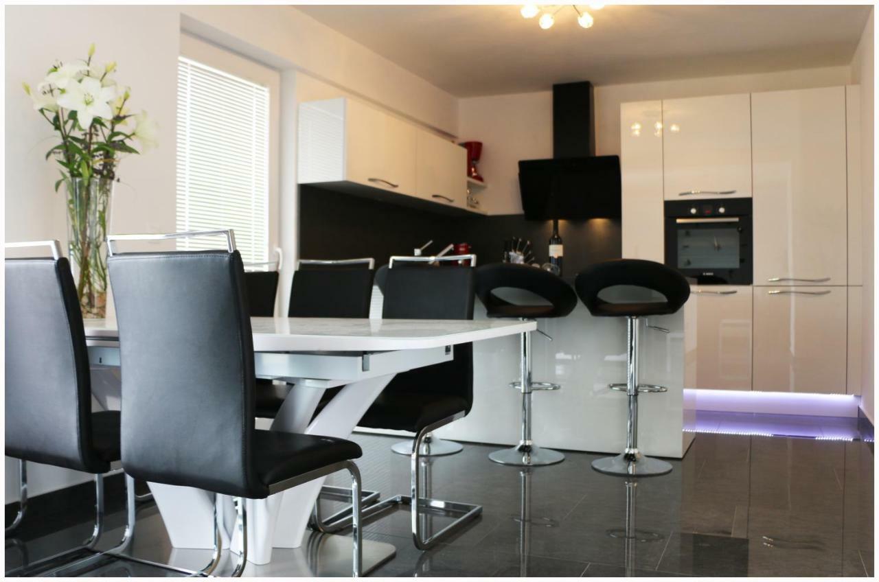 Apartman Loretta Primosten Exterior photo