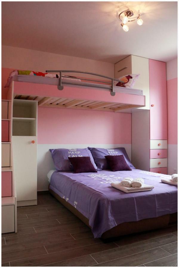 Apartman Loretta Primosten Exterior photo